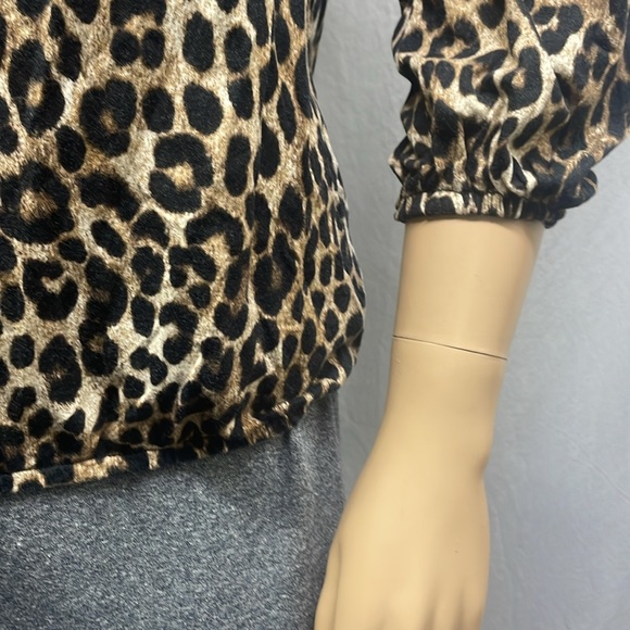 MICHAEL Michael Kors Cheetah Print Pullover 3/4 Sleeve Top - Picture 9 of 9